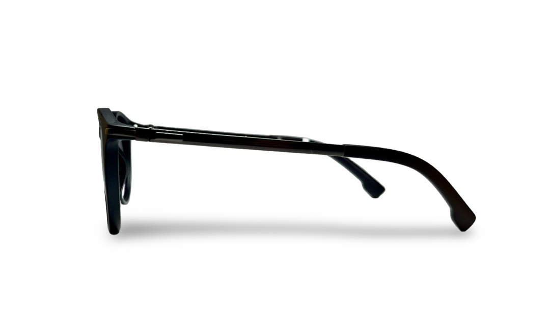 Generic Spunk Black — vista 3
