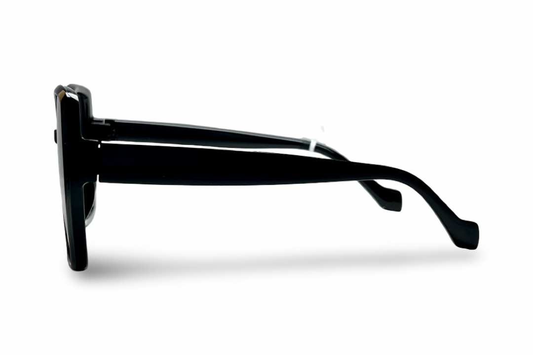 Generic Lux Black — vista 3