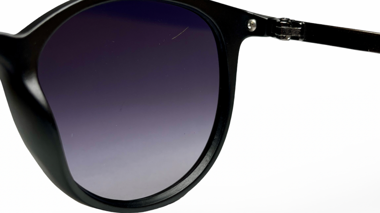 Generic Spunk Black — vista 4