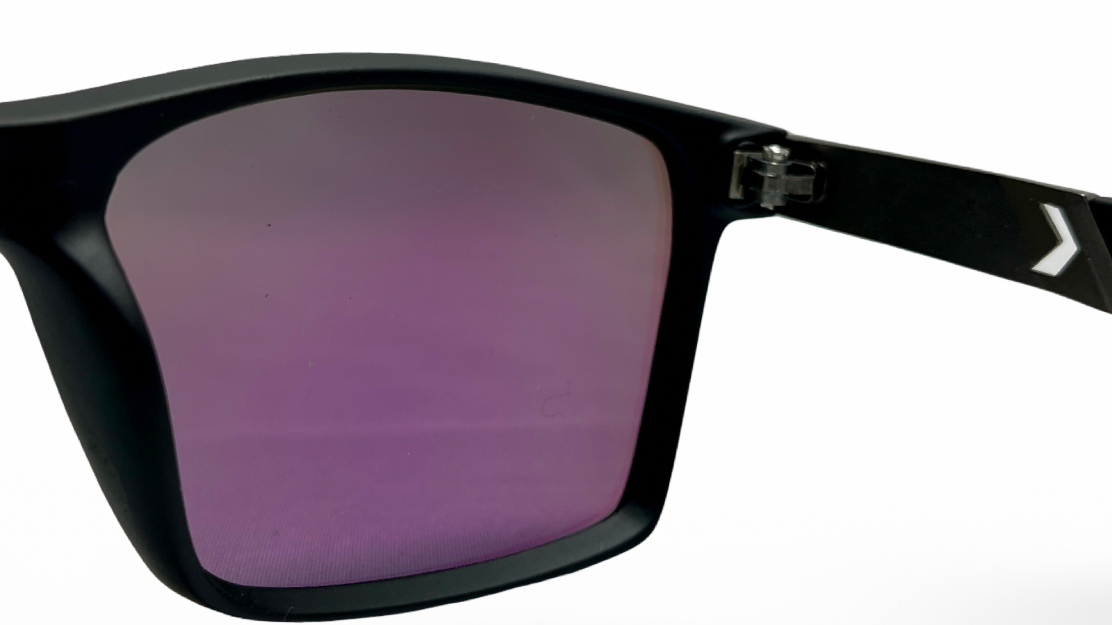 Generic Mirror Gloss Night — vista 4