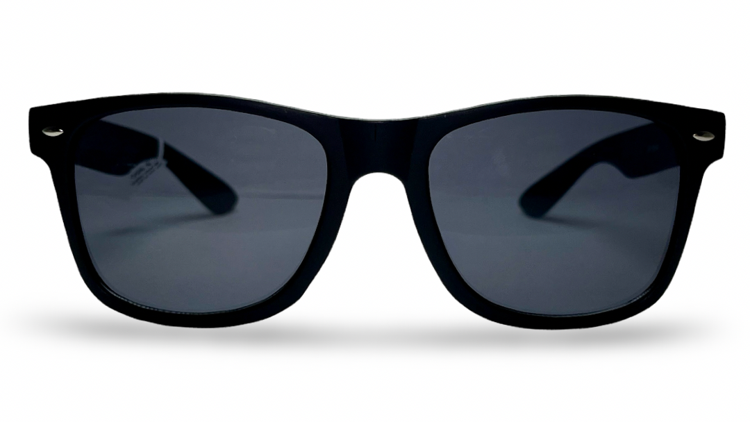 Lente de sol modelo Lentes de Sol Never Hide – Precisión Urbana con cristal oscuro - Eternity Optica