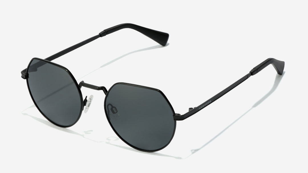 Producto óptico HAWKERS AURA - POLARIZED BLACK - Eternity Optica