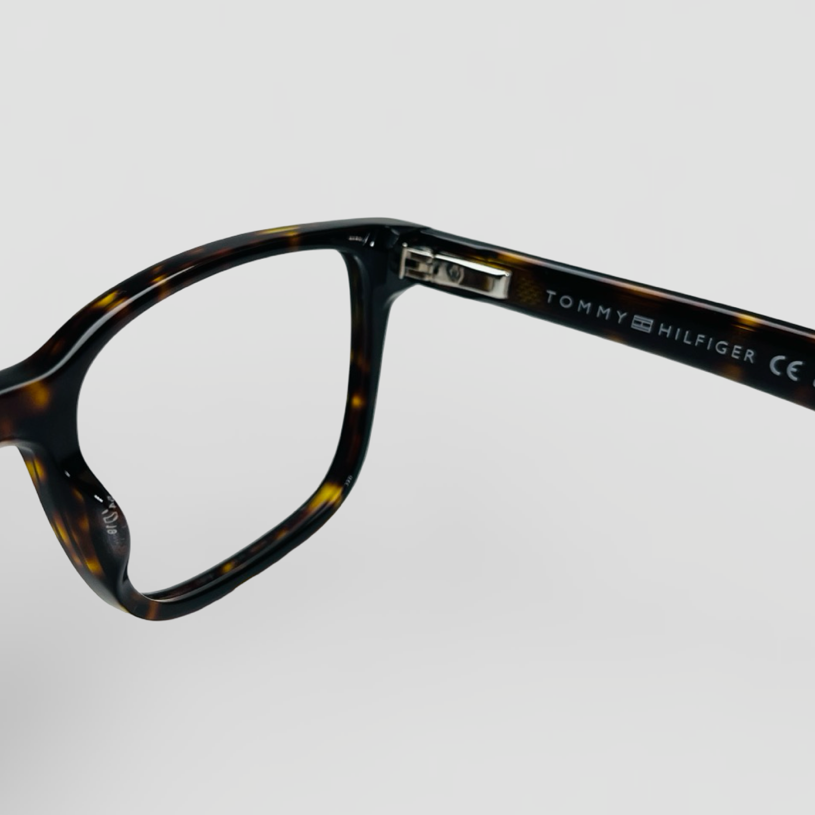 Tommy Hilfiger TH2075 086 — vista 5
