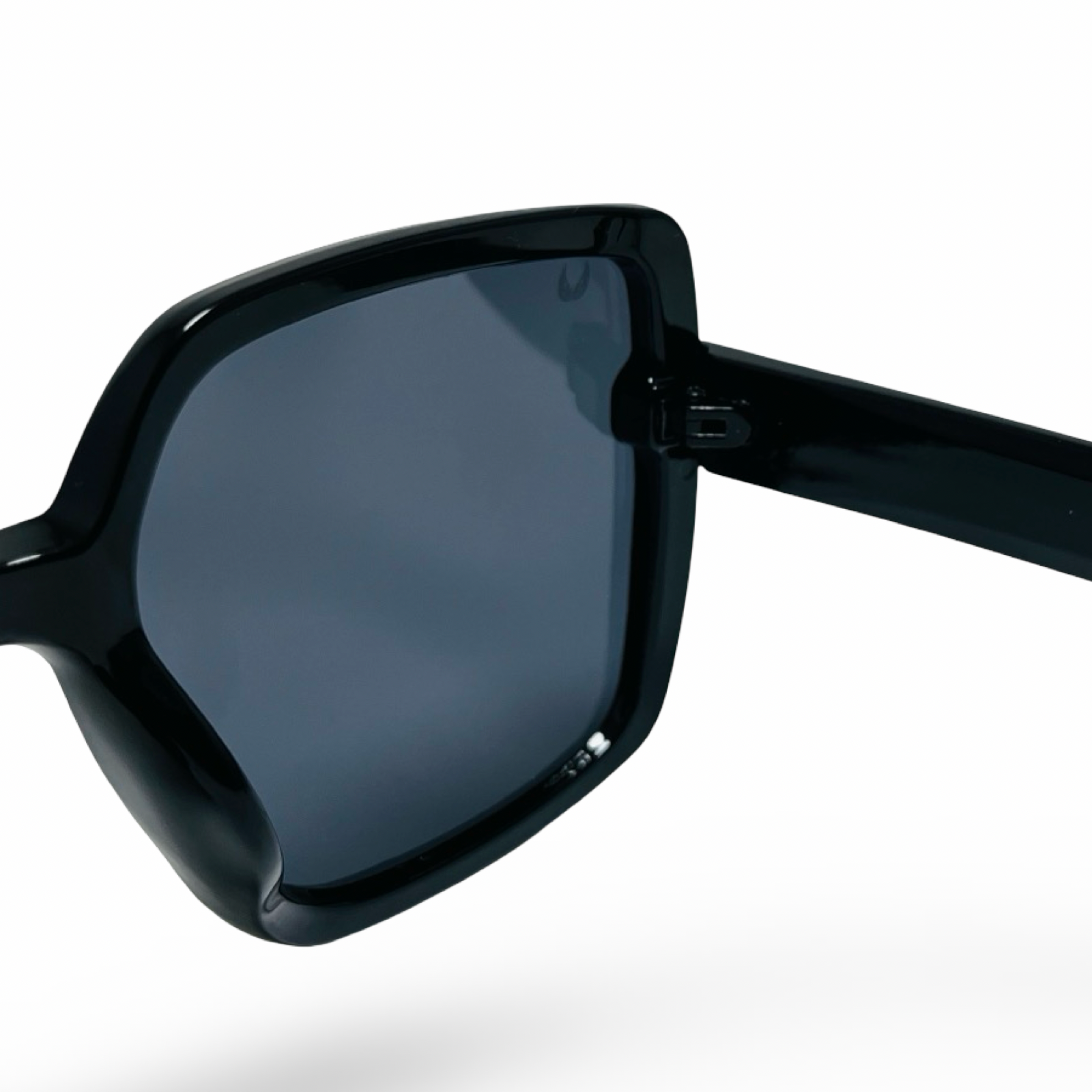 Valkira LUX Black 6918BK — lentes de sol — vista 4