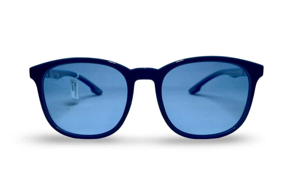 Lente de sol modelo Valkira Serendipiti con cristal oscuro - Eternity Optica