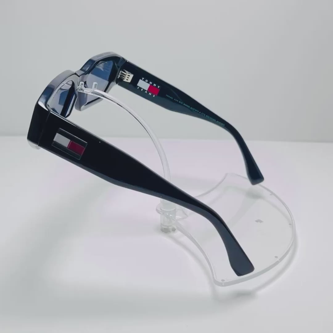 TOMMY HILFIGER TJ0099SPJP — video